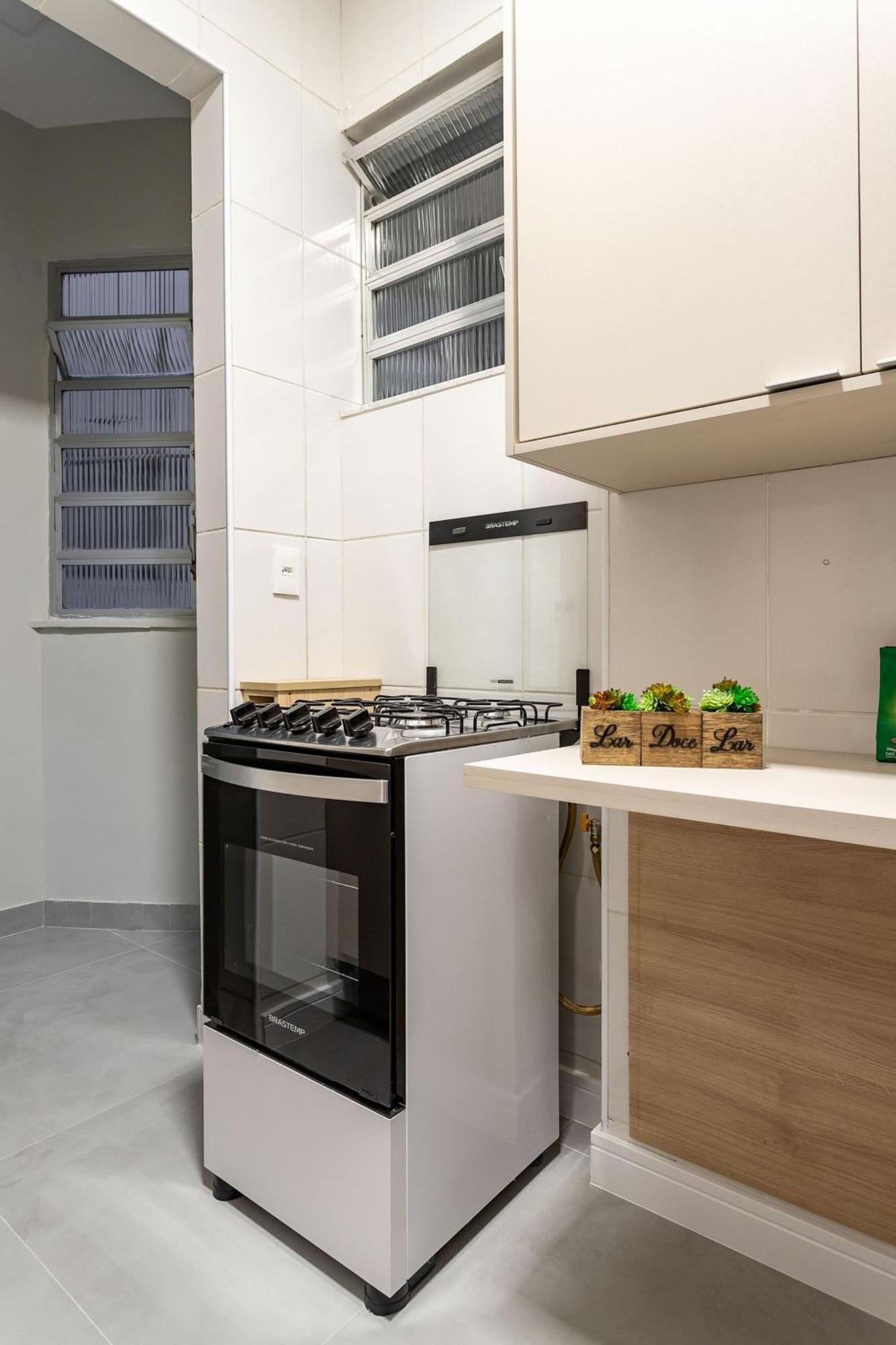Apartamento Epitacio Pessoa 4720, Residencial Building
